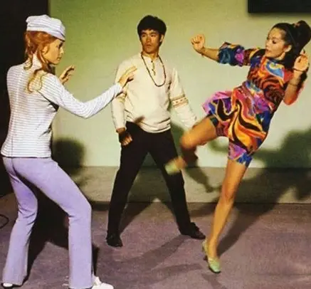 Nancy Kwan, Bruce Lee, and Sharon Tate The Wrecking Crew fight